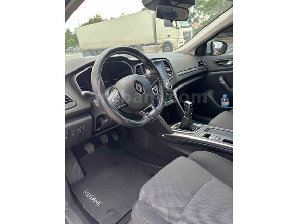 Sahibinden Renault Megane 1.3 TCe Touch 2026 Model 