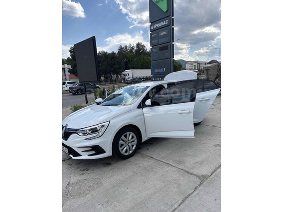 Sahibinden Renault Megane 1.3 TCe Touch 2026 Model 