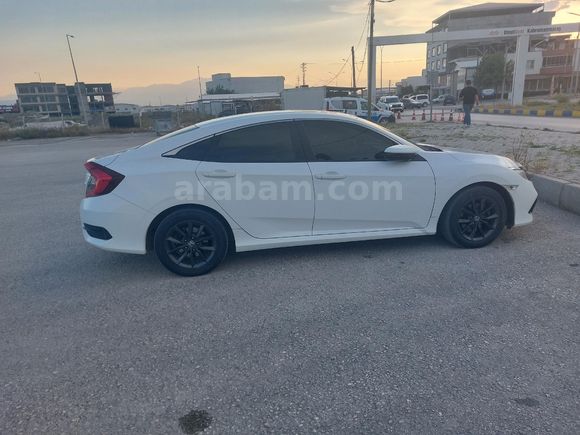 DÜŞÜK KİLOMETRELİ EMSALSİZ TEMİZ HONDA