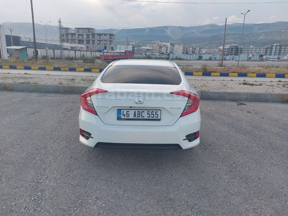 DÜŞÜK KİLOMETRELİ EMSALSİZ TEMİZ HONDA