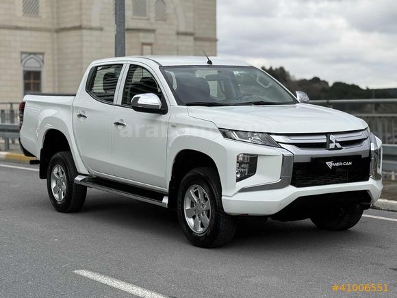 MER-CAN OTOMOTİV'DEN BOYASIZ DEĞİŞENSİZ 4X4 %20 KDV 37.000 KM'DE