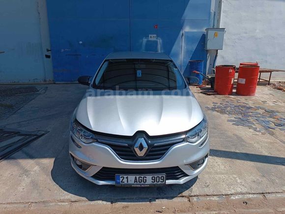 Sahibinden Renault Megane 1.5 dCi Touch 2019 Model ##HATASIZ BOYASIZ TRAMERSİZ ##