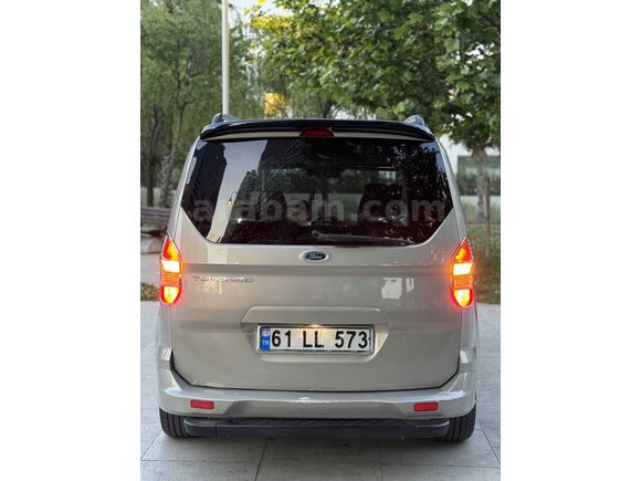 Sahibinden Ford Tourneo Courier 1.6 TDCi Titanium Plus 2017 Model 