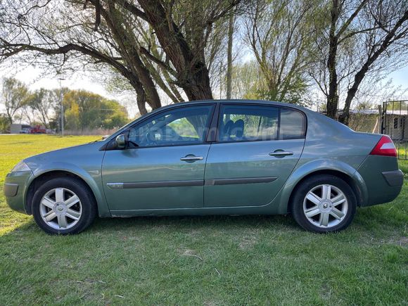 Hatasız boyasız Renault Megane 1.6 Dynamique 2004 Model Kayseri