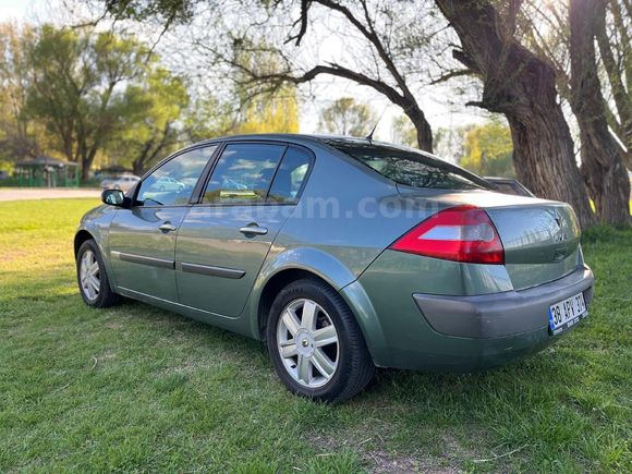 Hatasız boyasız Renault Megane 1.6 Dynamique 2004 Model Kayseri