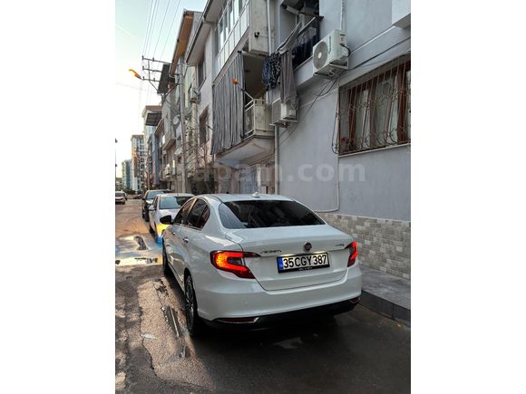 Sahibinden Fiat Egea 1.3 Multijet Easy Plus 2021-22 çıkışlı trafiğe 54.000 km de değişen hasar kaydı yok