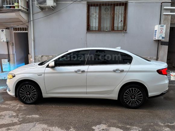 Sahibinden Fiat Egea 1.3 Multijet Easy Plus 2021-22 çıkışlı trafiğe 54.000 km de değişen hasar kaydı yok