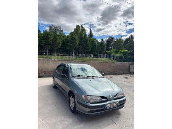 Sahibinden Renault Megane 1.6 RTA 1998 Model 