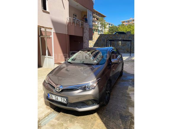 Sahibinden Toyota Auris 1.33 Life 2017 Model 