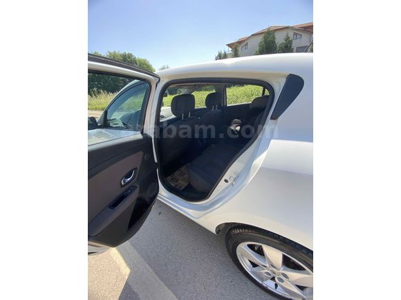 Sahibinden Renault Megane 1.5 dCi Dynamique 2010 Model 