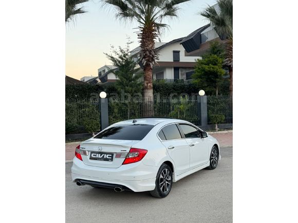 Sahibinden Honda Civic 1.6i VTEC Eco Elegance 2015 Model