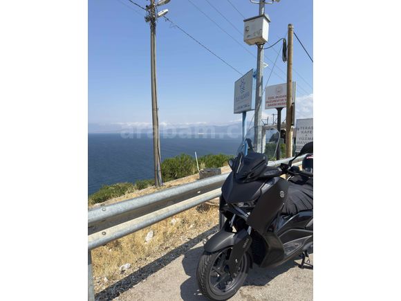 Sahibinden Yamaha X-Max 250 Tech Max    385km de 2024 model.2025  çıkışlı