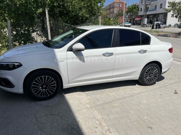 Sahibinden Fiat Egea 1.4 Fire Easy Plus 2021 Model Yozgat 121.000 km Beyaz
