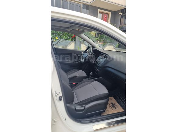 Sahibinden Hyundai i20 1.4 MPI Style 2018 Model 