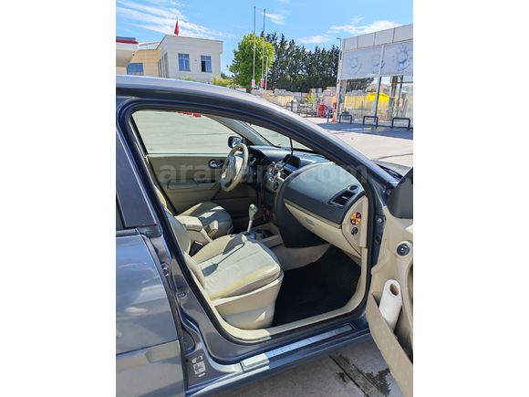 Sahibinden Renault Megane 1.6 Privilege 2006 Model