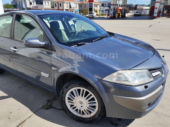 Sahibinden Renault Megane 1.6 Privilege 2006 Model