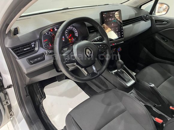 otomobil Renault Clio 1.0 TCe Joy X-Tronic