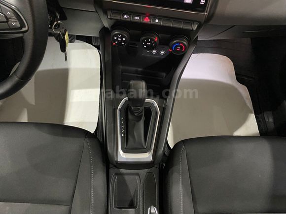 otomobil Renault Clio 1.0 TCe Joy X-Tronic