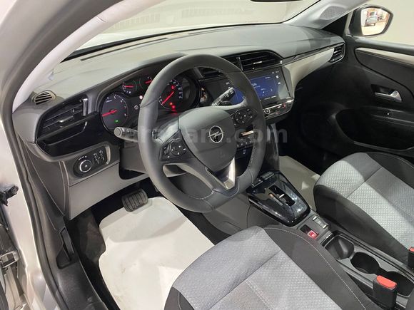 otomobil Opel Corsa 1.2 T Edition AT8