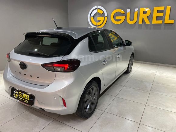 otomobil Opel Corsa 1.2 T Edition AT8