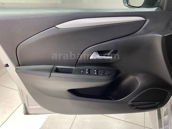 otomobil Opel Corsa 1.2 T Edition AT8