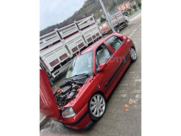 Sahibinden Renault Clio 1.4 RN 1998 Model 