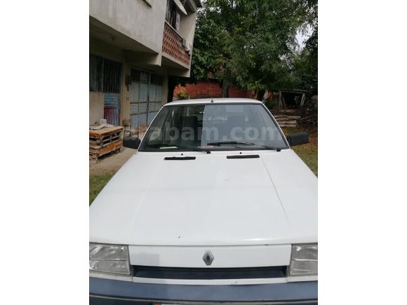 Sahibinden Renault R 9 1.4 Broadway 1996 Model