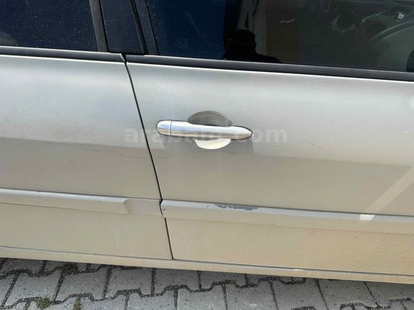 Sahibinden Renault Megane 1.6 Dynamique 2004 Model 