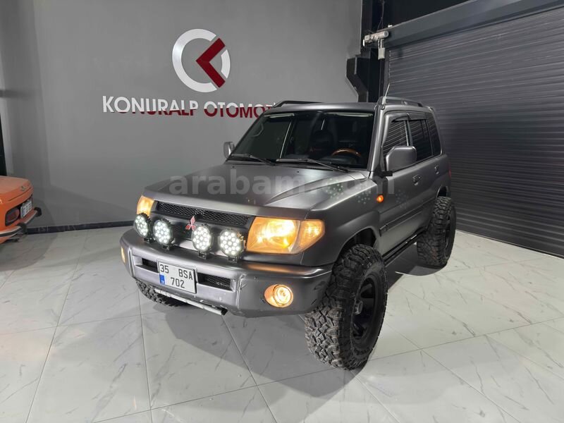 KONURALP OTO 2002 MİTSUBİSHİ PAJERO 2.0 PİNİN 4X4 OTOMATİK VİTES 5 KAPI 1