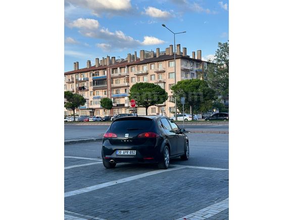 Sahibinden Seat Leon 1.6 Stylance 2007 Model  315.000 km Siyah