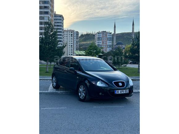 Sahibinden Seat Leon 1.6 Stylance 2007 Model  315.000 km Siyah