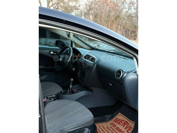 Sahibinden Seat Leon 1.6 Stylance 2007 Model  315.000 km Siyah
