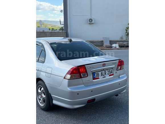 Sahibinden Honda Civic 1.6i VTEC ES 2002 Model