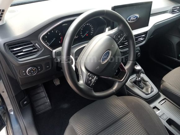 Ögretmenden Ford Focus 1.0 EcoBoost Titanium Stil 2023 Model