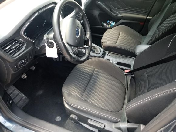 Ögretmenden Ford Focus 1.0 EcoBoost Titanium Stil 2023 Model