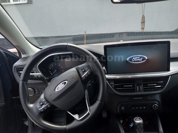 Ögretmenden Ford Focus 1.0 EcoBoost Titanium Stil 2023 Model