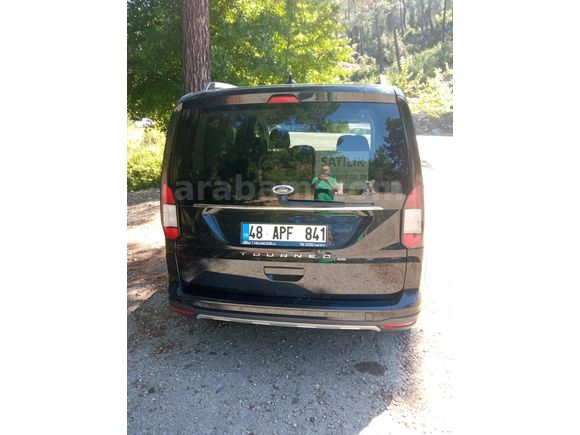 Sahibinden Ford Tourneo Connect 2.0 EcoBlue Active 2023 Model