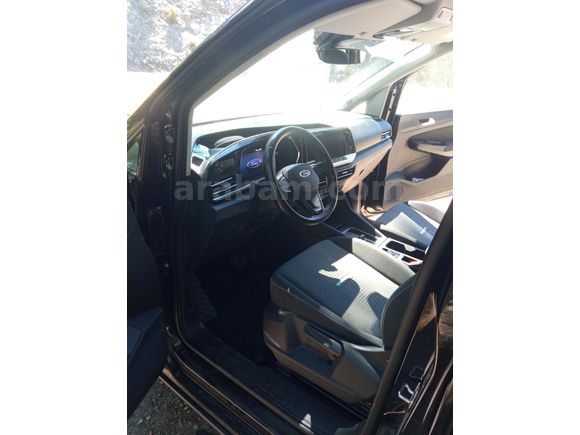 Sahibinden Ford Tourneo Connect 2.0 EcoBlue Active 2023 Model