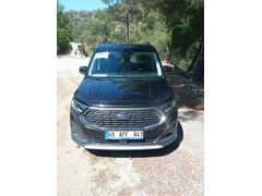Sahibinden Ford Tourneo Connect 2.0 EcoBlue Active 2023 Model