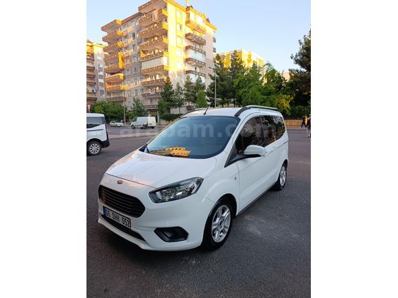 Sahibinden Ford Tourneo Courier 1.5 TDCi Delux 2022 Model