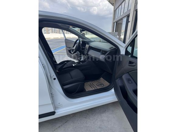 Galeriden Renault Clio 1.0 TCe Joy 2022 Model Gaziantep