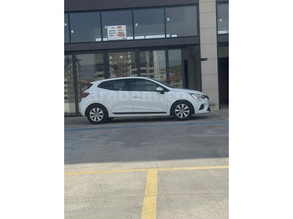 Galeriden Renault Clio 1.0 TCe Joy 2022 Model Gaziantep