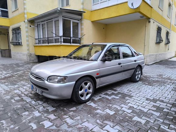 Sahibinden Ford Escort 1.6 CLX 1999 Model