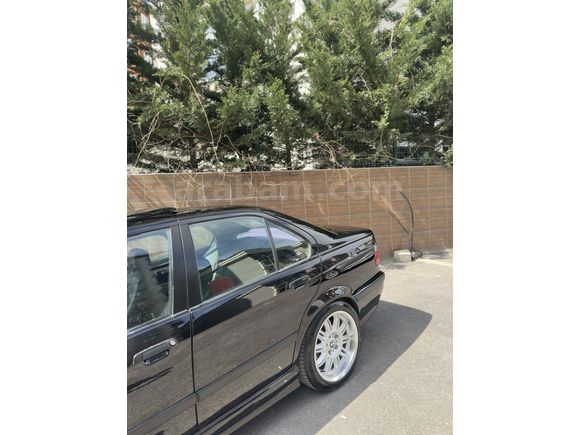 SCHWARZ PEARL E36 M50 B20 KAPALI GARAJ ARACI