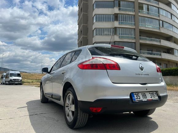 Sahibinden Renault Megane 1.5 dCi Expression 2012 Model İzmir