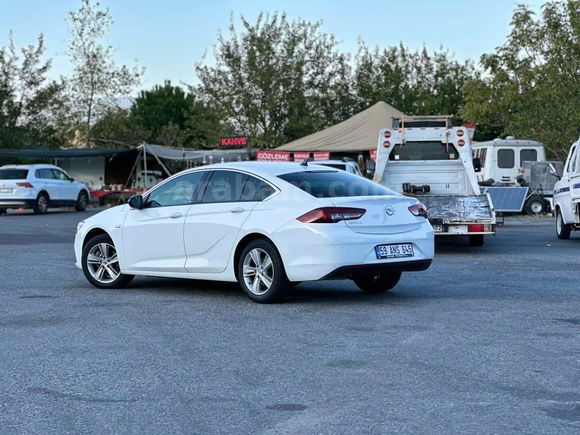 Sahibinden Opel Insignia 1.5 d Edition 2020 Model 