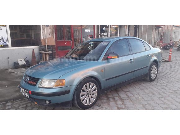 USTASINDAN Volkswagen HASTASINDAN  Passat 1.8 Basic 1998 Model