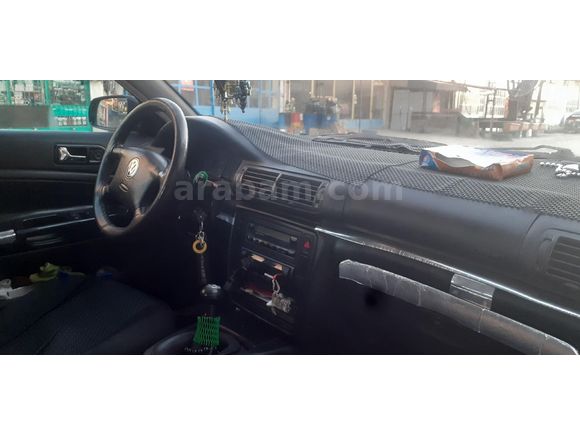 USTASINDAN Volkswagen HASTASINDAN  Passat 1.8 Basic 1998 Model