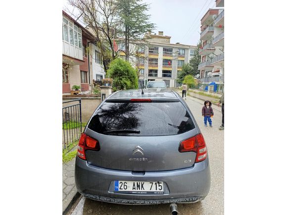 Sahibinden Citroen C3 1.4 VTi Confort 2011 Model Cam Tavanlı Model