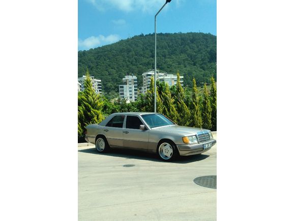 Sahibinden Mercedes - Benz 200 E 1989 Model